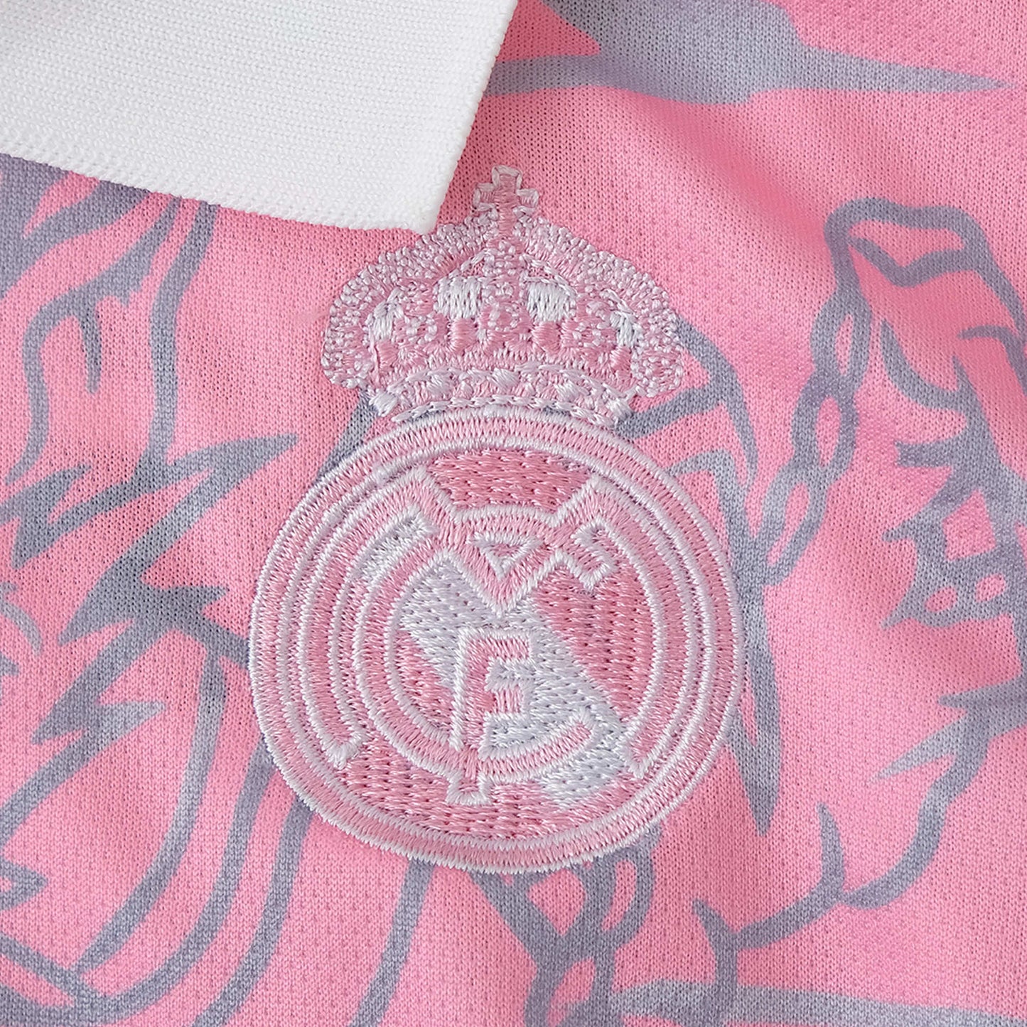 Real Madrid 23/24 Kids "Pink Dragon" Kit